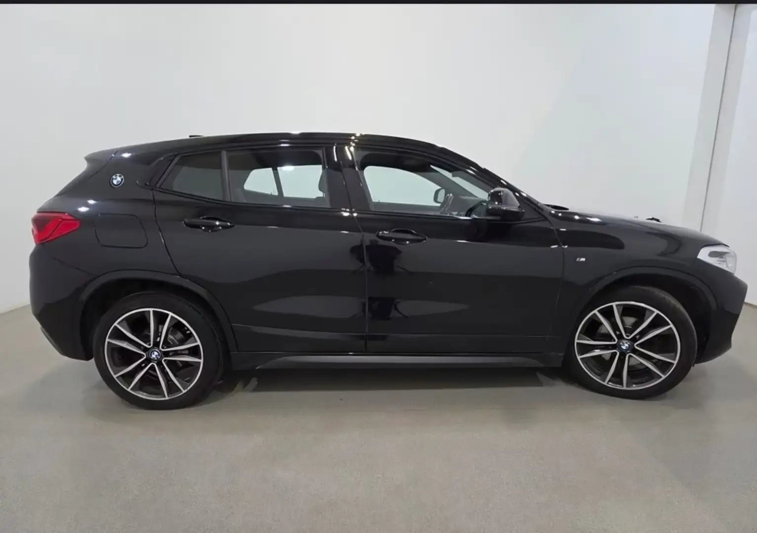 BMW X2 sDrive 18dA M Sport Negro - 2
