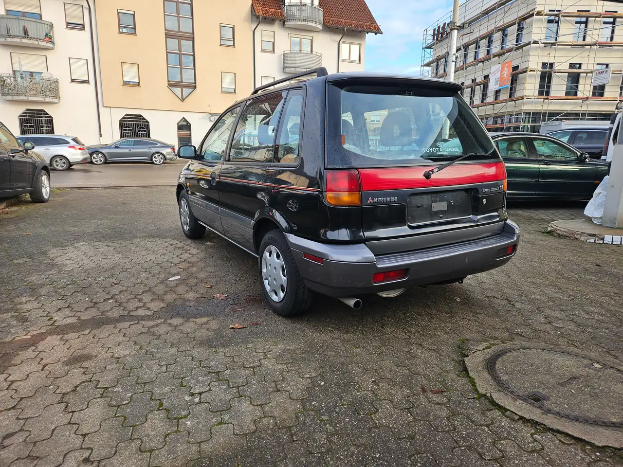 Mitsubishi Space Runner City, foto 5
