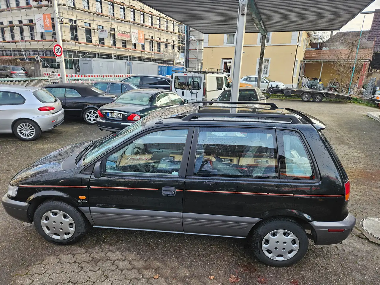 Mitsubishi Space Runner City, foto 6