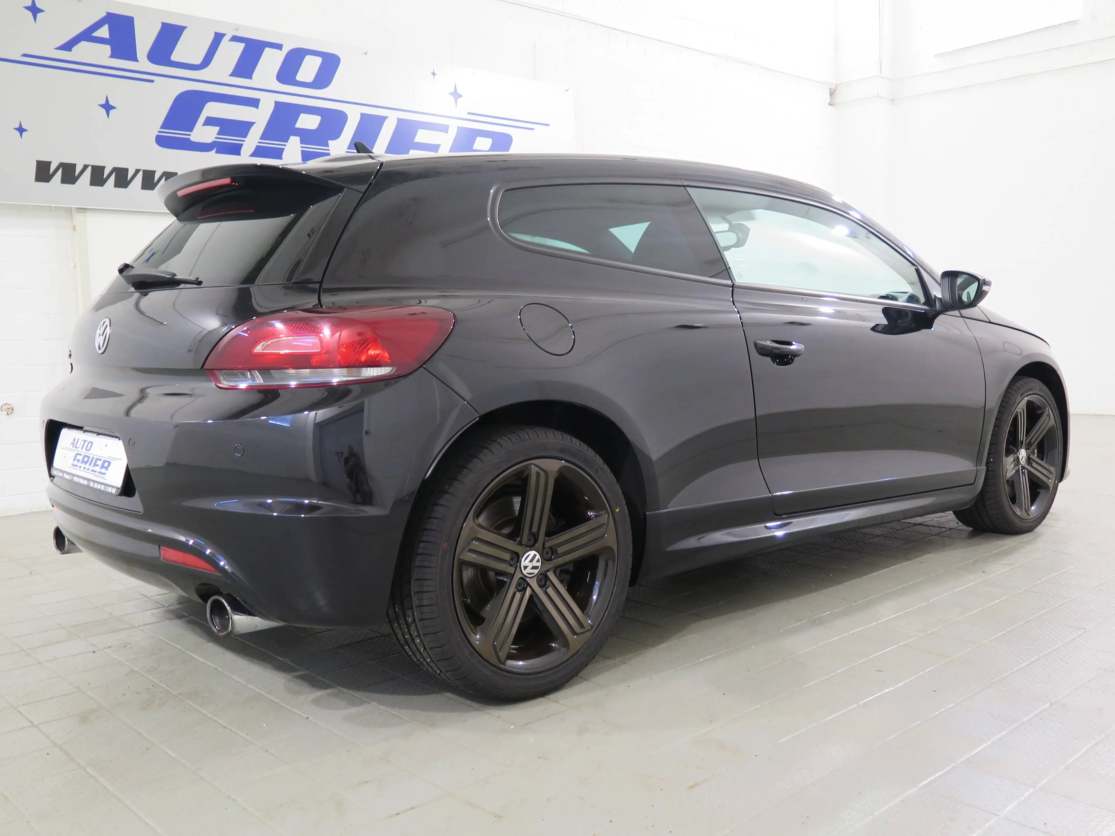 Volkswagen Scirocco 2.0 TSI 195 kW R — photo 4
