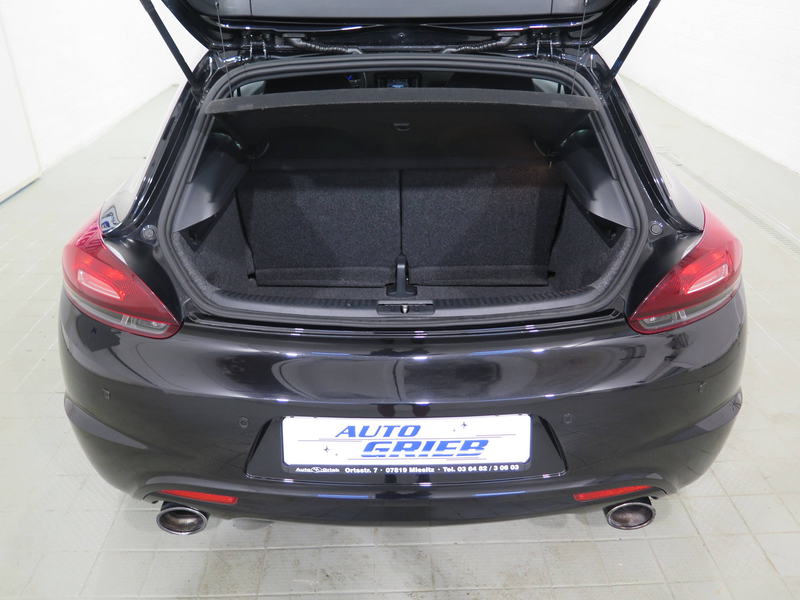 Volkswagen Scirocco 2.0 TSI 195 kW R — photo 7