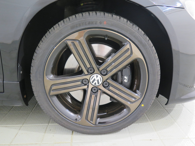 Volkswagen Scirocco 2.0 TSI 195 kW R — photo 13