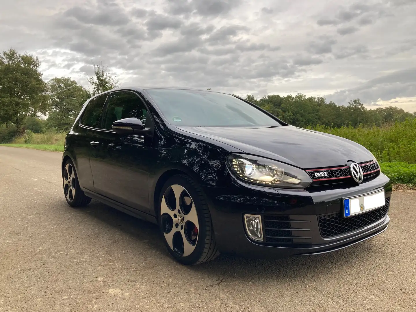 Volkswagen Golf GTI Golf 2.0 GTI Negru - 2