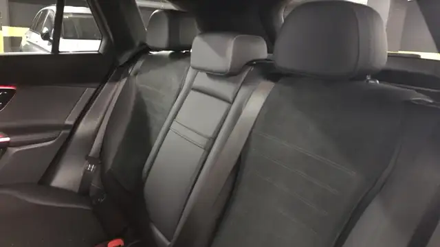 Mercedes-Benz GLC view 11