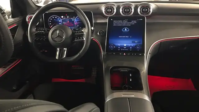 Mercedes-Benz GLC view 8