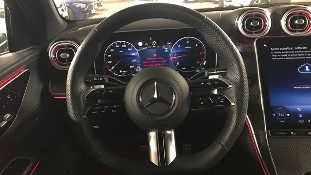 Mercedes-Benz GLC view 9