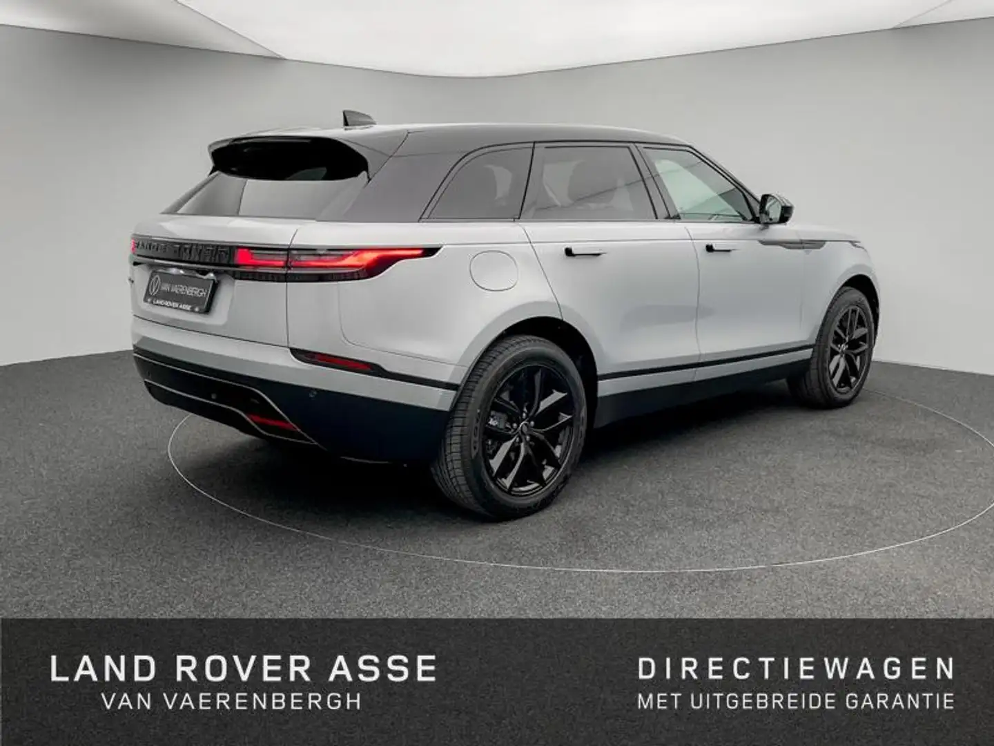 Land Rover Range Rover Velar P400e S AWD Zilver - 2