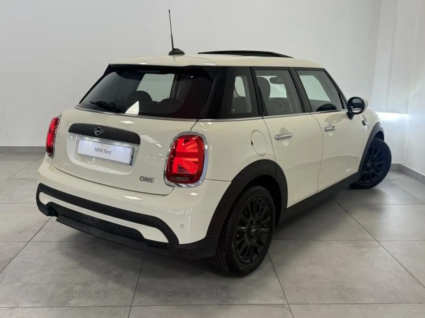 MINI One One 102ch Edition Camden BVA7 Blanc - 2