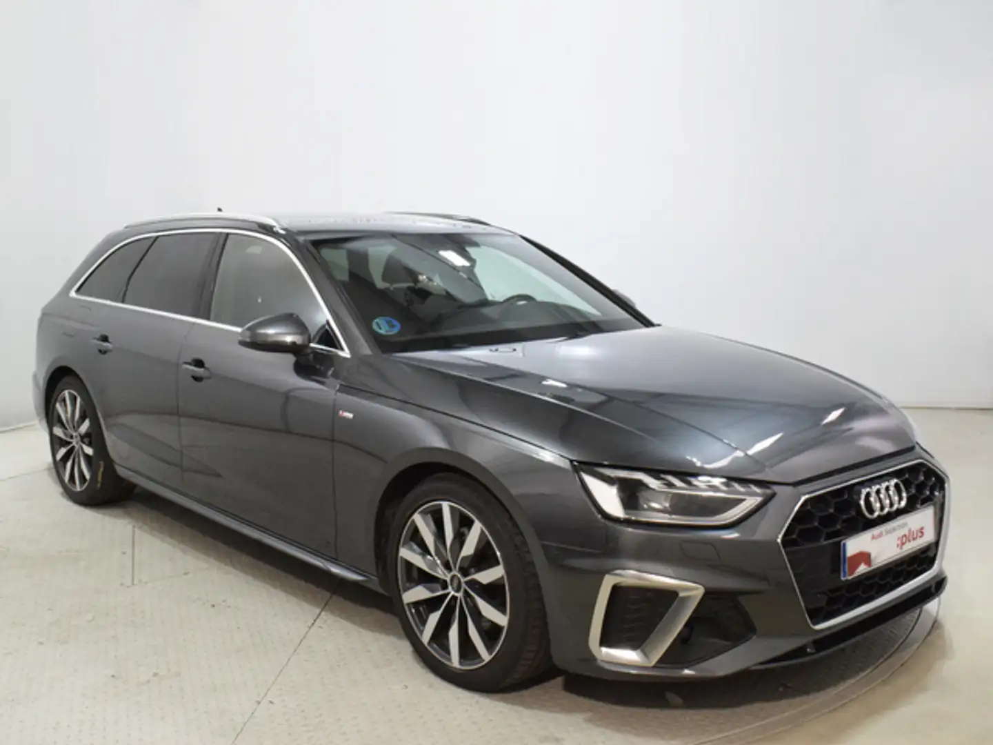 Audi A4 Avant 35 TDI S line S tronic 120kW Gris - 1