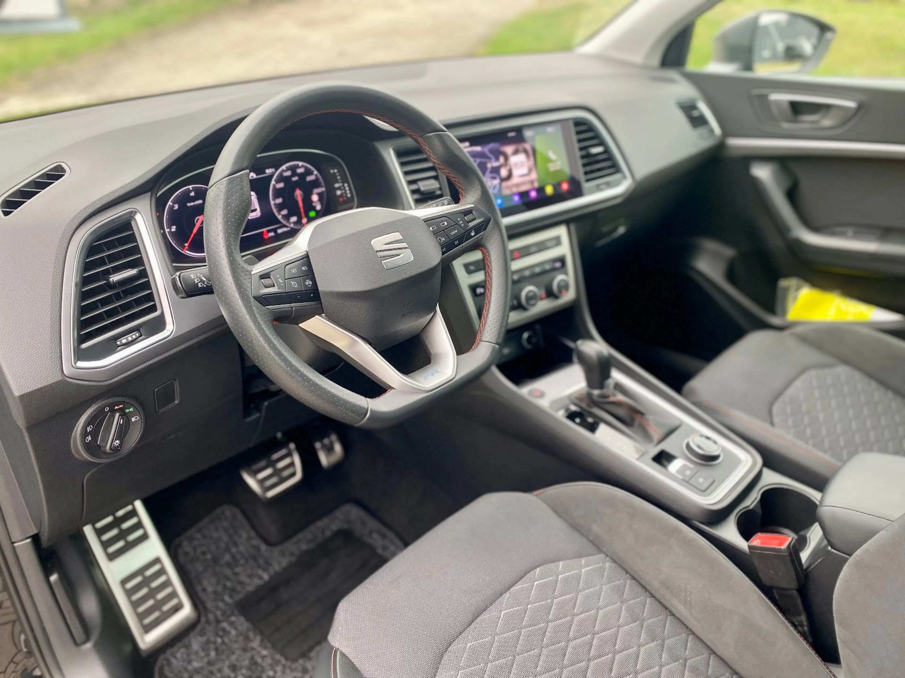 SEAT Ateca FR Line 2.0 TDI DSG Navi LED Alu — photo 6