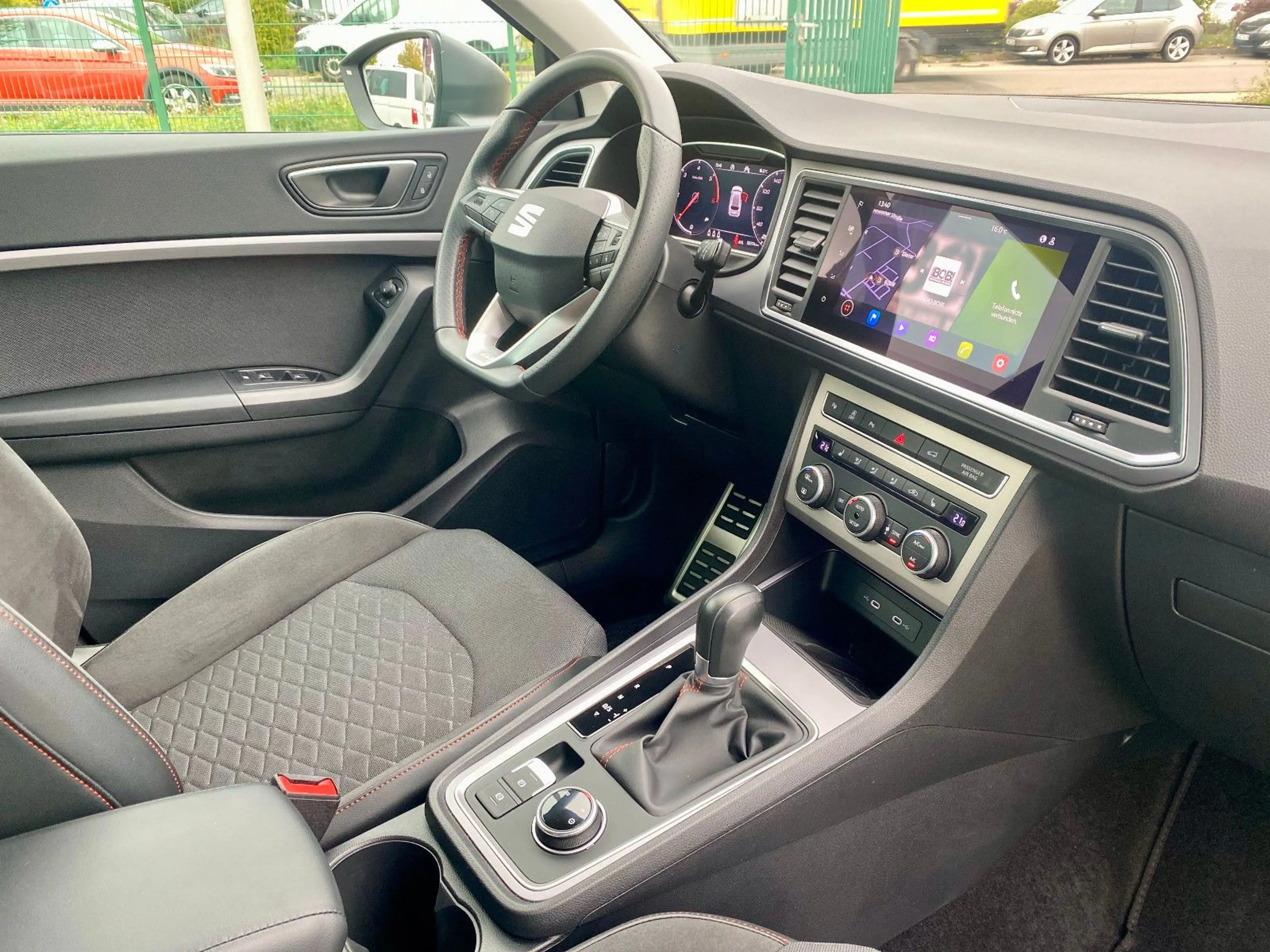 SEAT Ateca FR Line 2.0 TDI DSG Navi LED Alu — photo 11