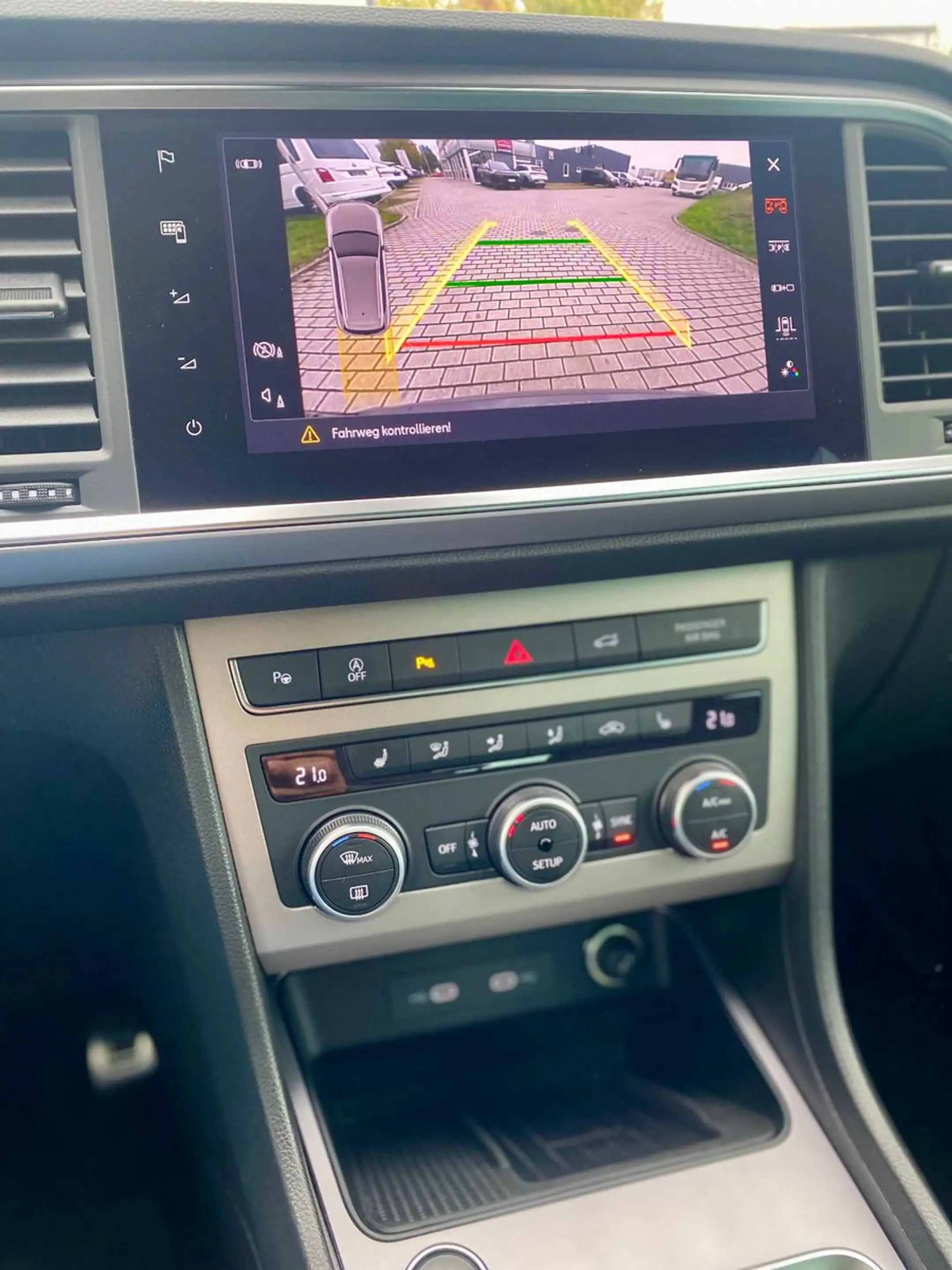 SEAT Ateca FR Line 2.0 TDI DSG Navi LED Alu — photo 14