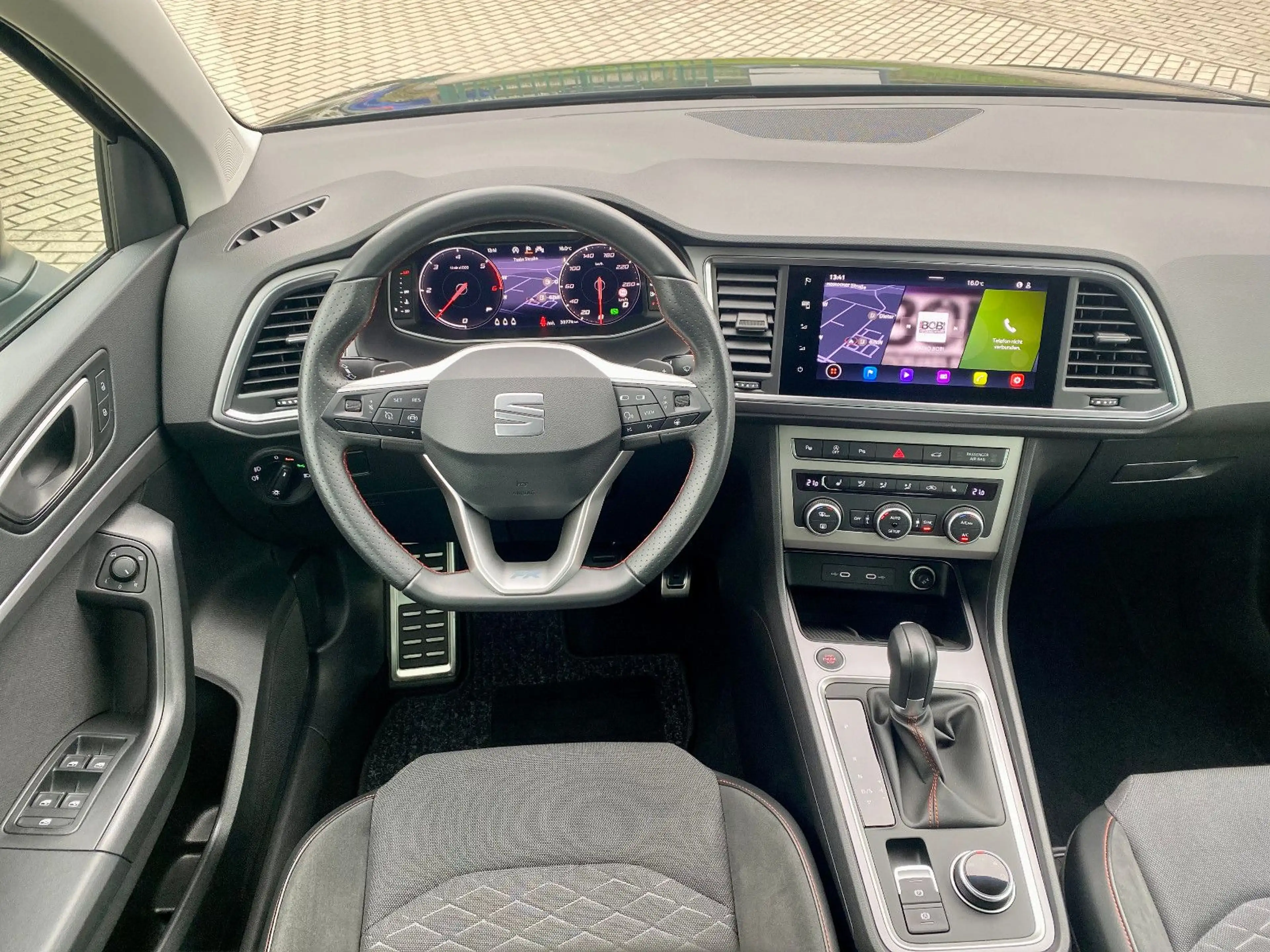 SEAT Ateca FR Line 2.0 TDI DSG Navi LED Alu — photo 13