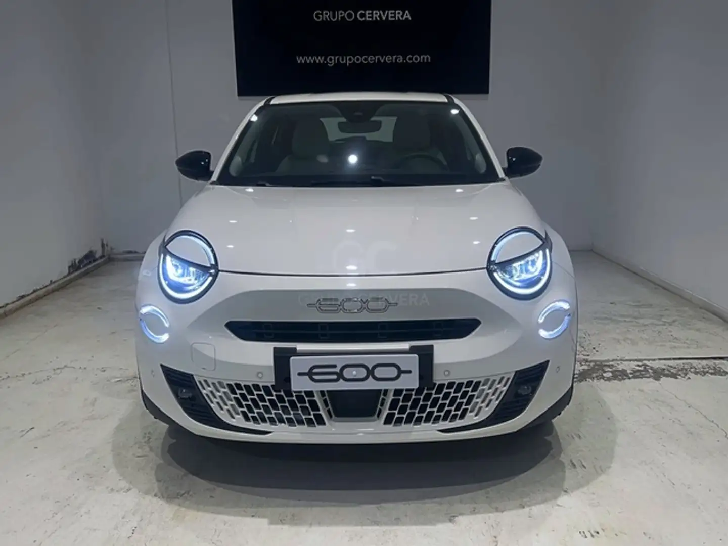 Fiat 600 1.2 MHEV Icon DDCT 81kW Weiß - 2