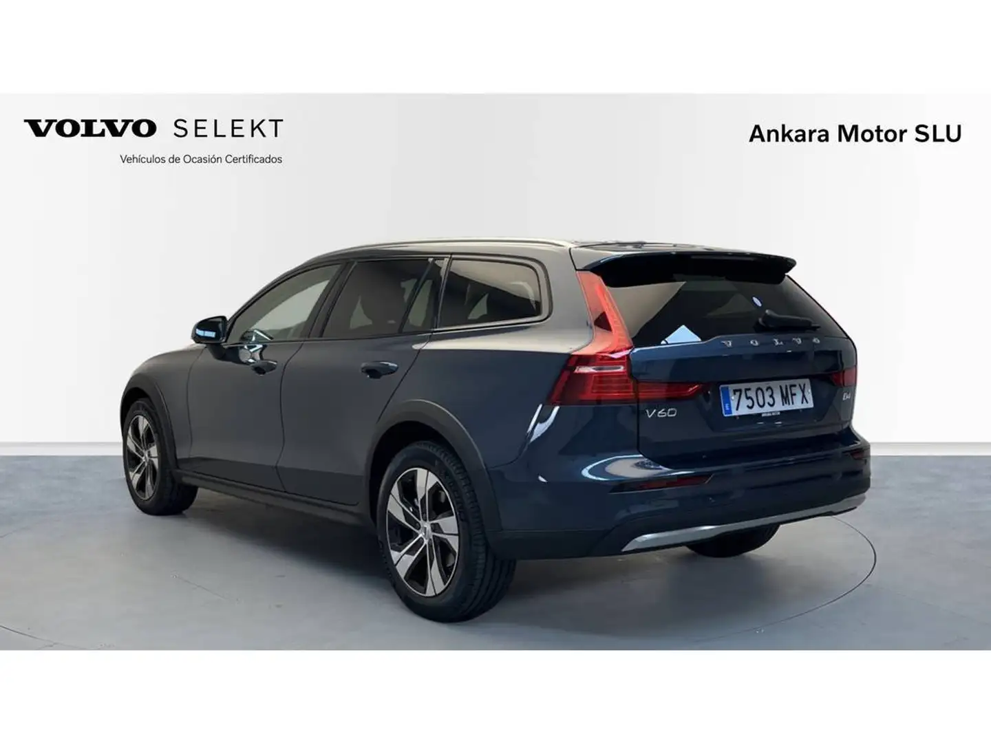 Volvo V60 Cross Country Core 2.0 B4 (D) Auto Синій - 2