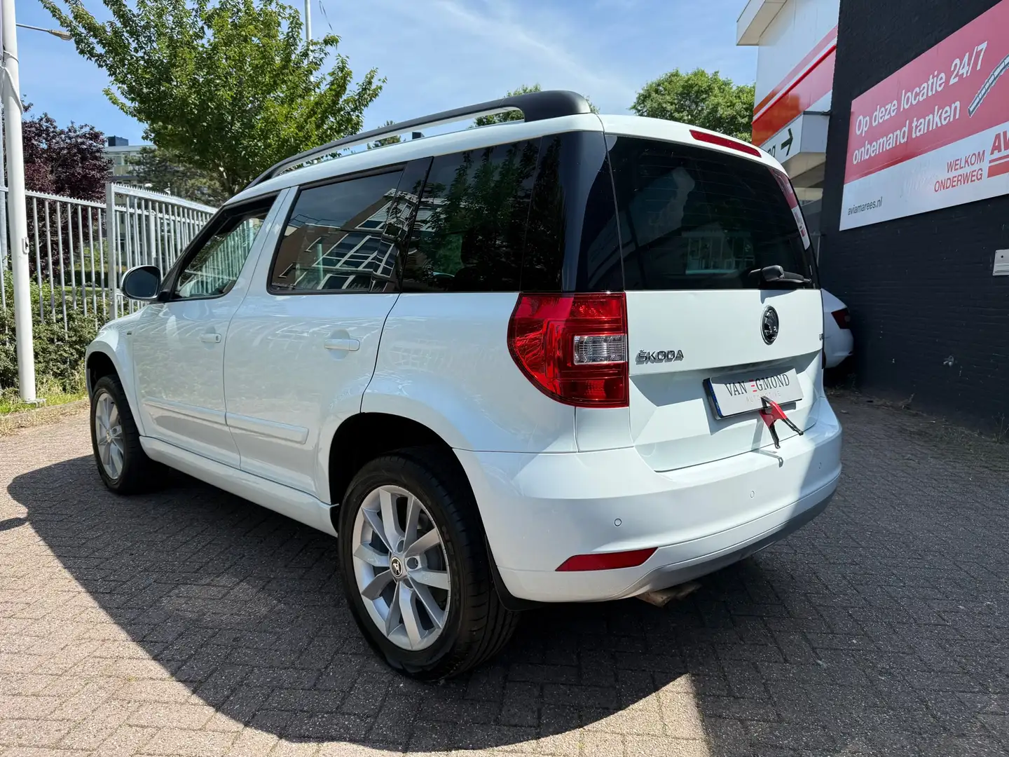 Skoda Yeti 1.4 TSI Greentech JOY Wit - 2