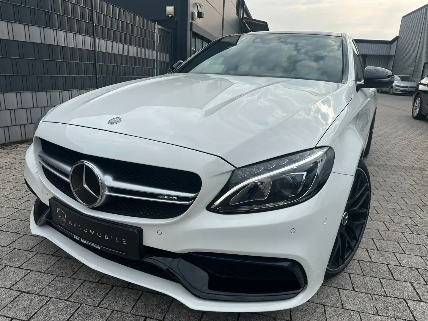 Mercedes-Benz C 63 AMG C -Klasse Lim. C 63 AMG Blanc - 1
