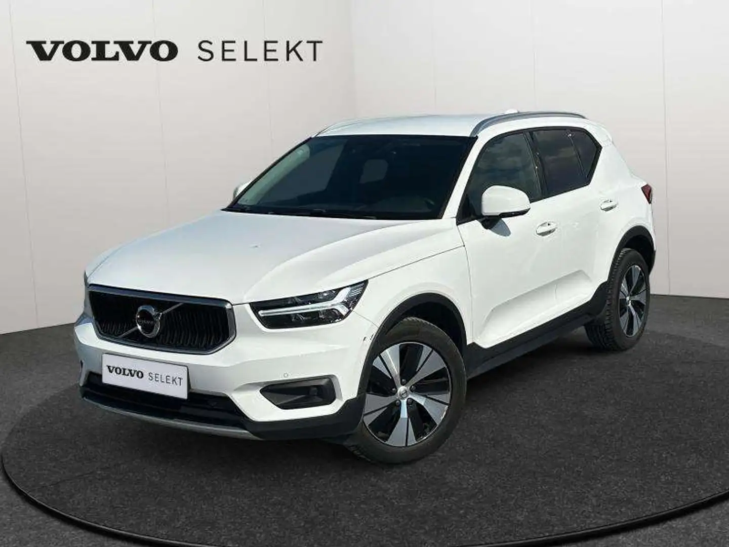 Volvo XC40 T3 Momentum Pro / Essence Blanc - 1