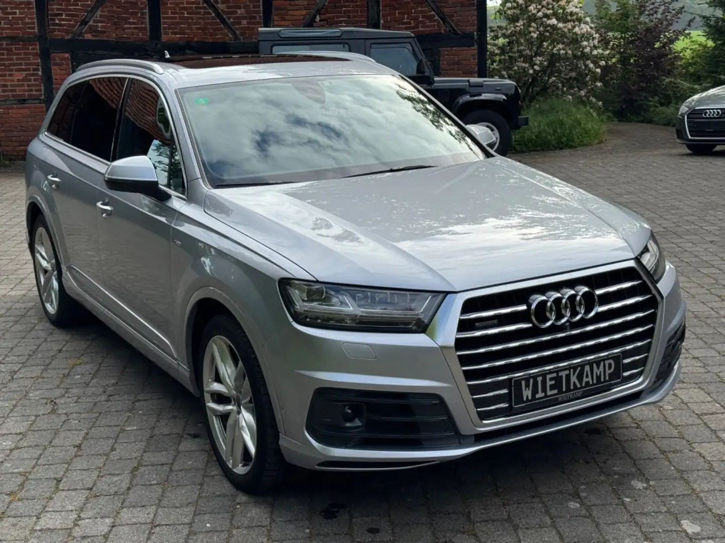 Audi Q7 3.0 TDI quattro S-Line/Pano/Bose/Matrix Argento - 2