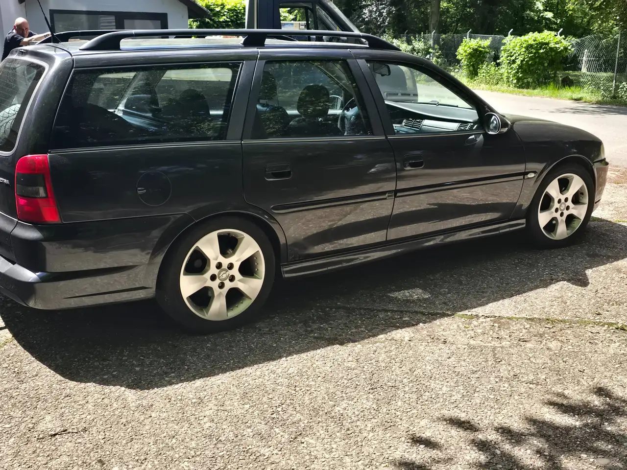 Opel Vectra 2.2 Caravan Elegance, foto 2
