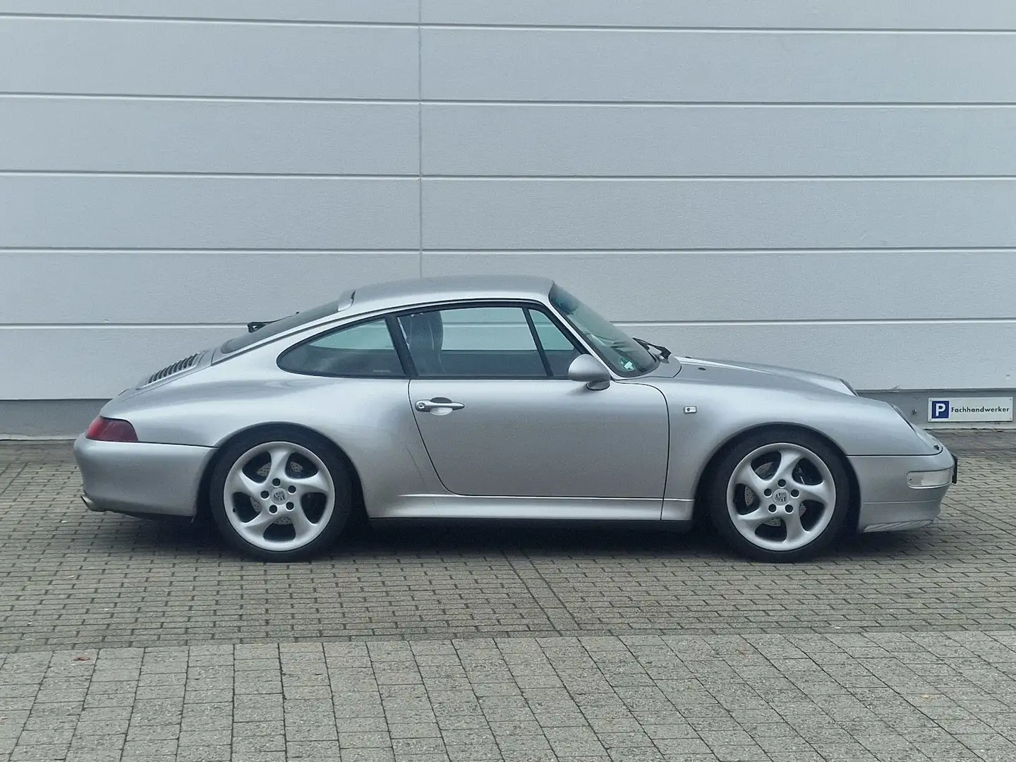 Porsche 993 Carrera S Coupe Dt Auslieferung Серебристый - 2