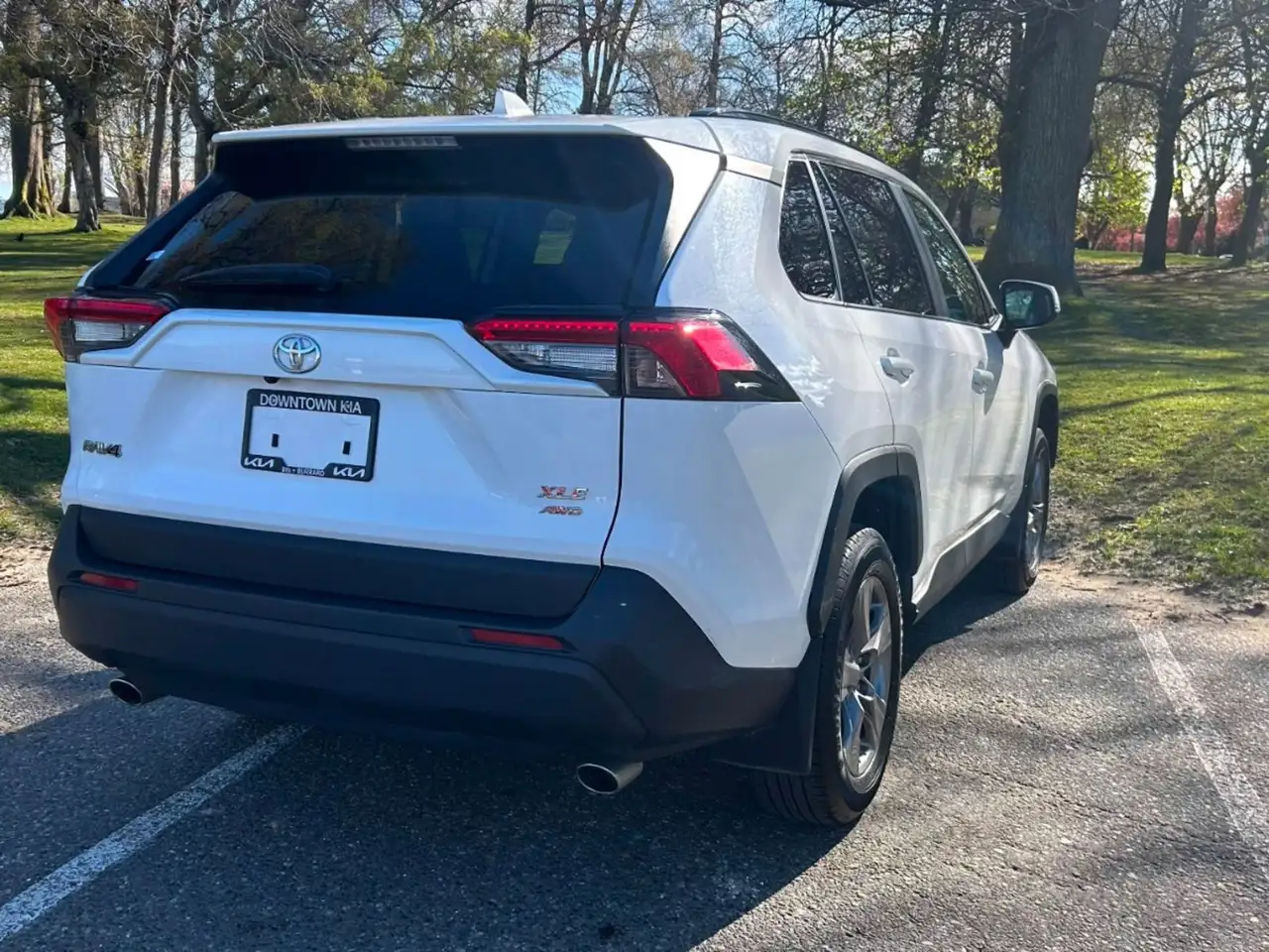 Toyota RAV 4 снимка Toyota RAV 4