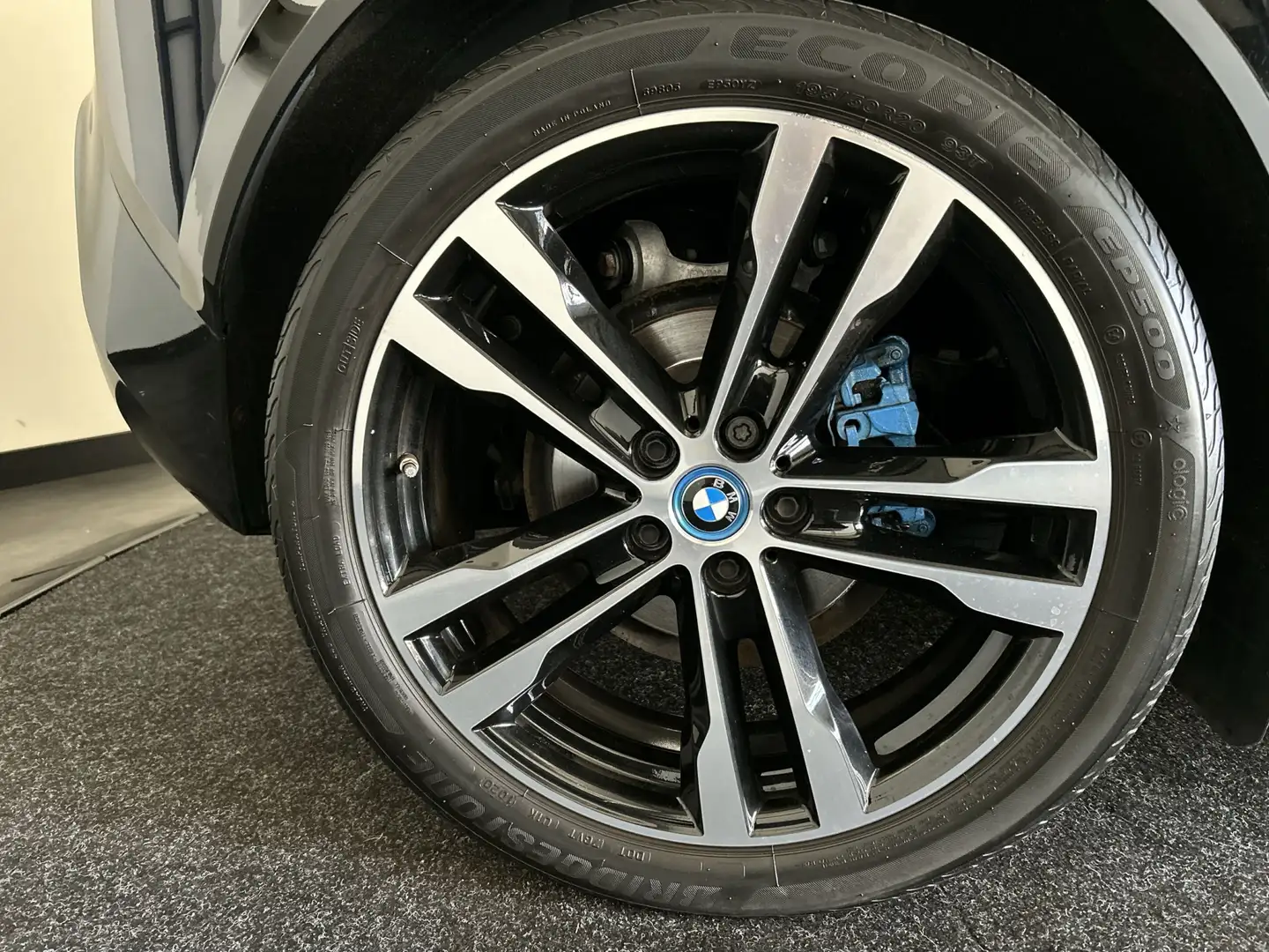 BMW i3 S Executive Edition 120Ah 42 kWh | Stoelverwarming Blauw - 2