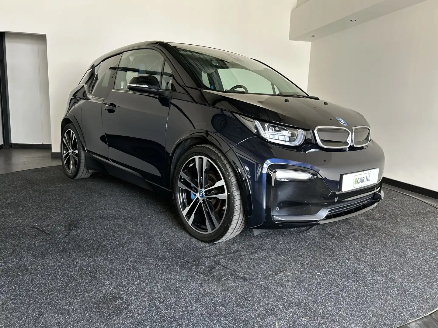 BMW i3 S Executive Edition 120Ah 42 kWh | Stoelverwarming Blauw - 1