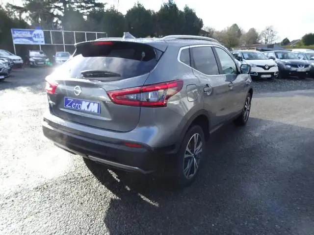 Nissan Qashqai view 2