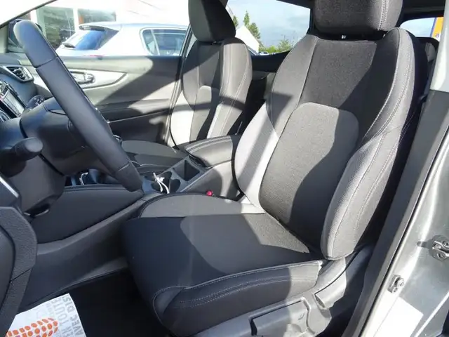 Nissan Qashqai view 5