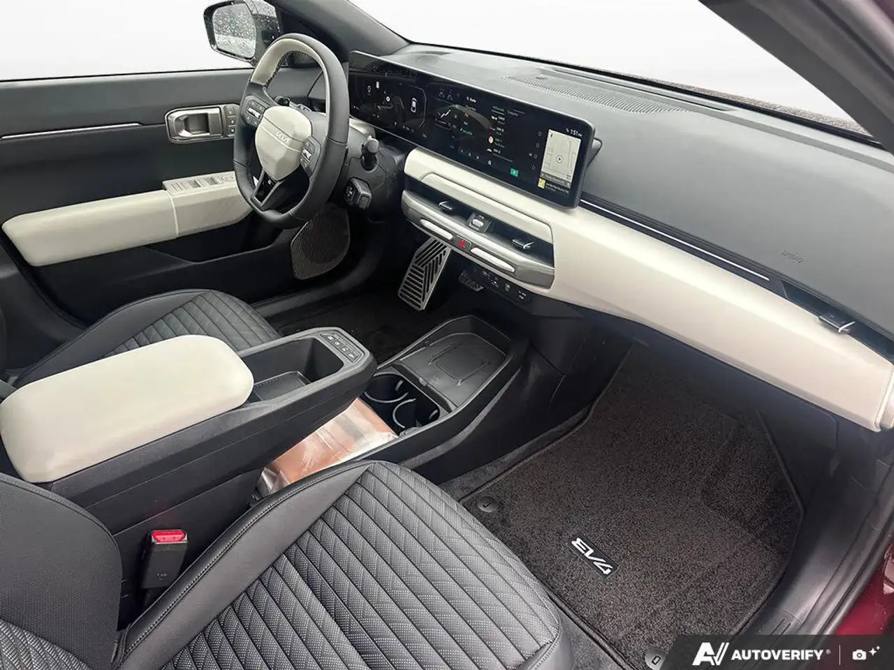 Kia EV4 снимка Kia EV4