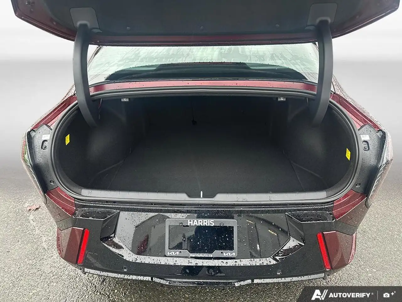 Kia EV4 снимка Kia EV4