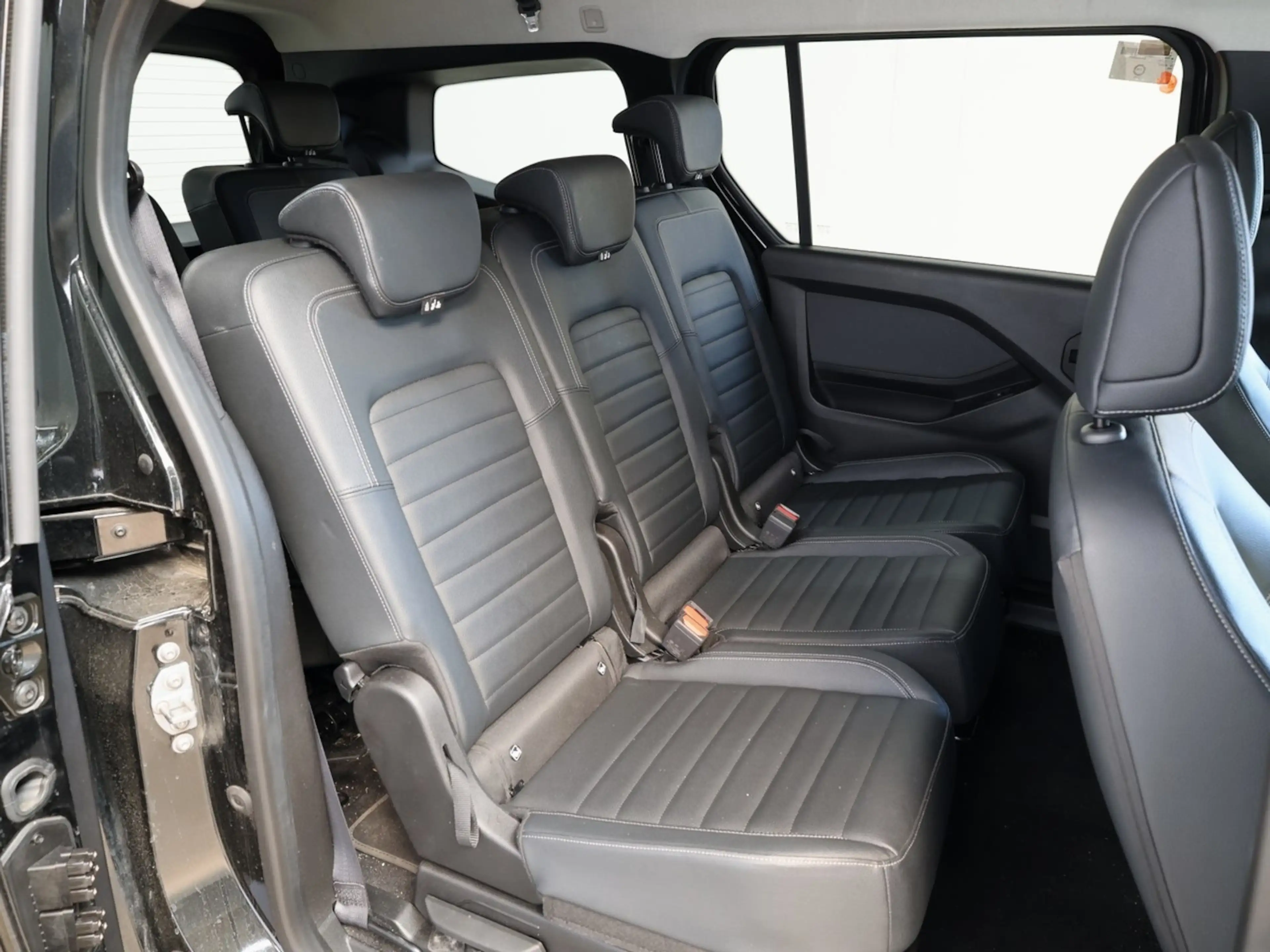 Mercedes-Benz T-Class lang,Progressive,7Sitze,Automatik,LED,Navi — photo 8