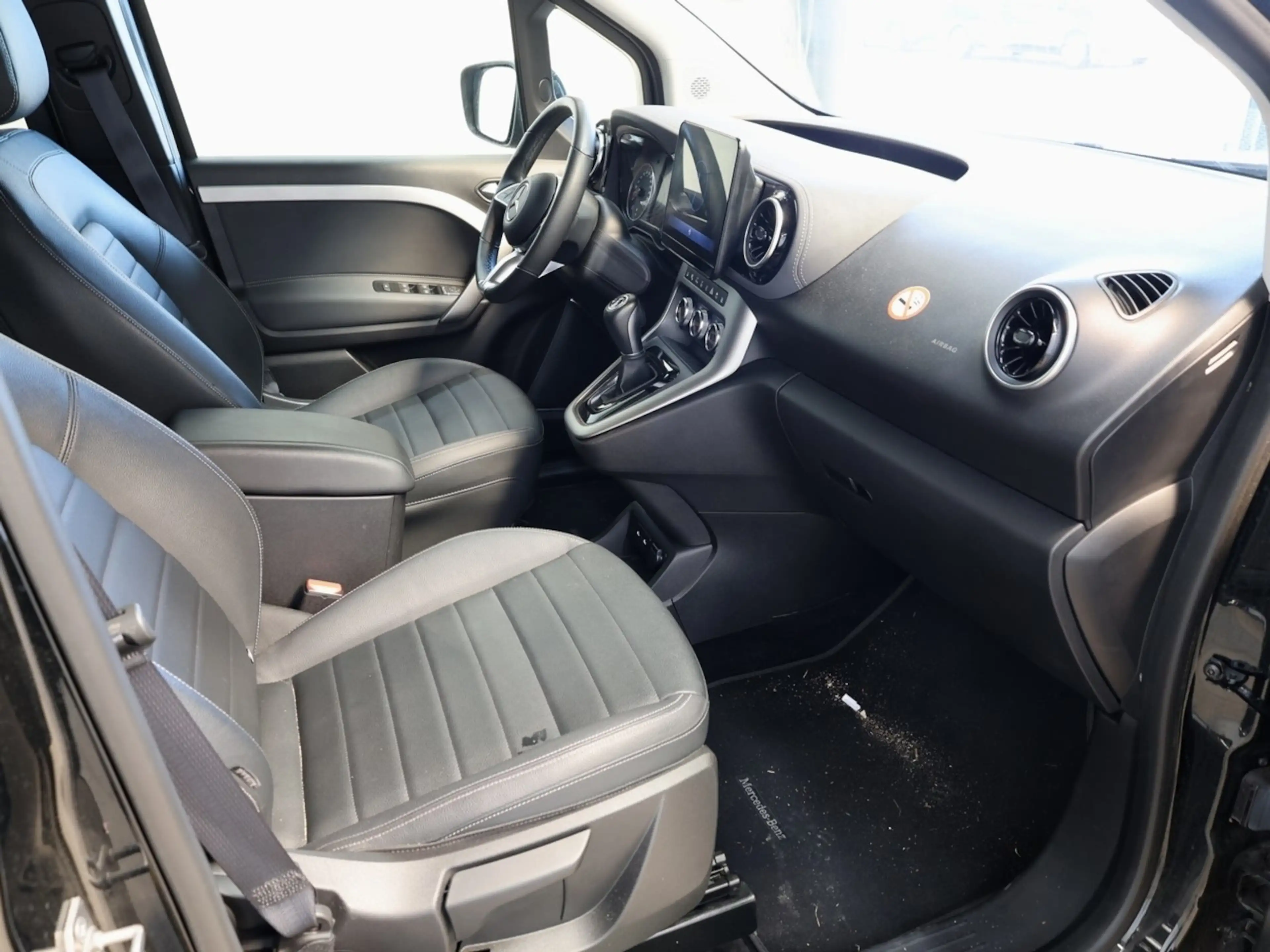 Mercedes-Benz T-Class lang,Progressive,7Sitze,Automatik,LED,Navi — photo 9