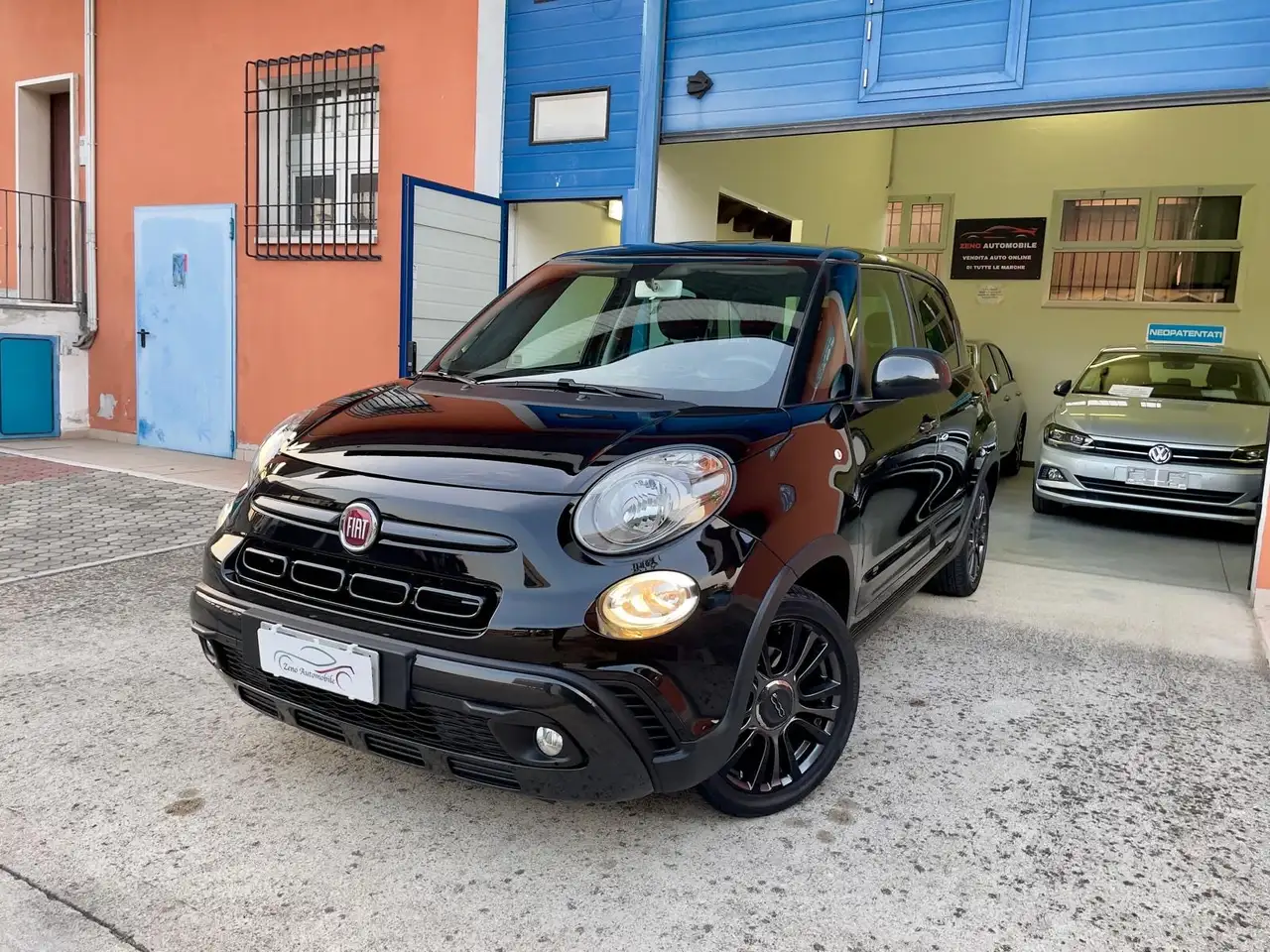 Fiat 500L 1.4 City Cross — photo 1 of 15
