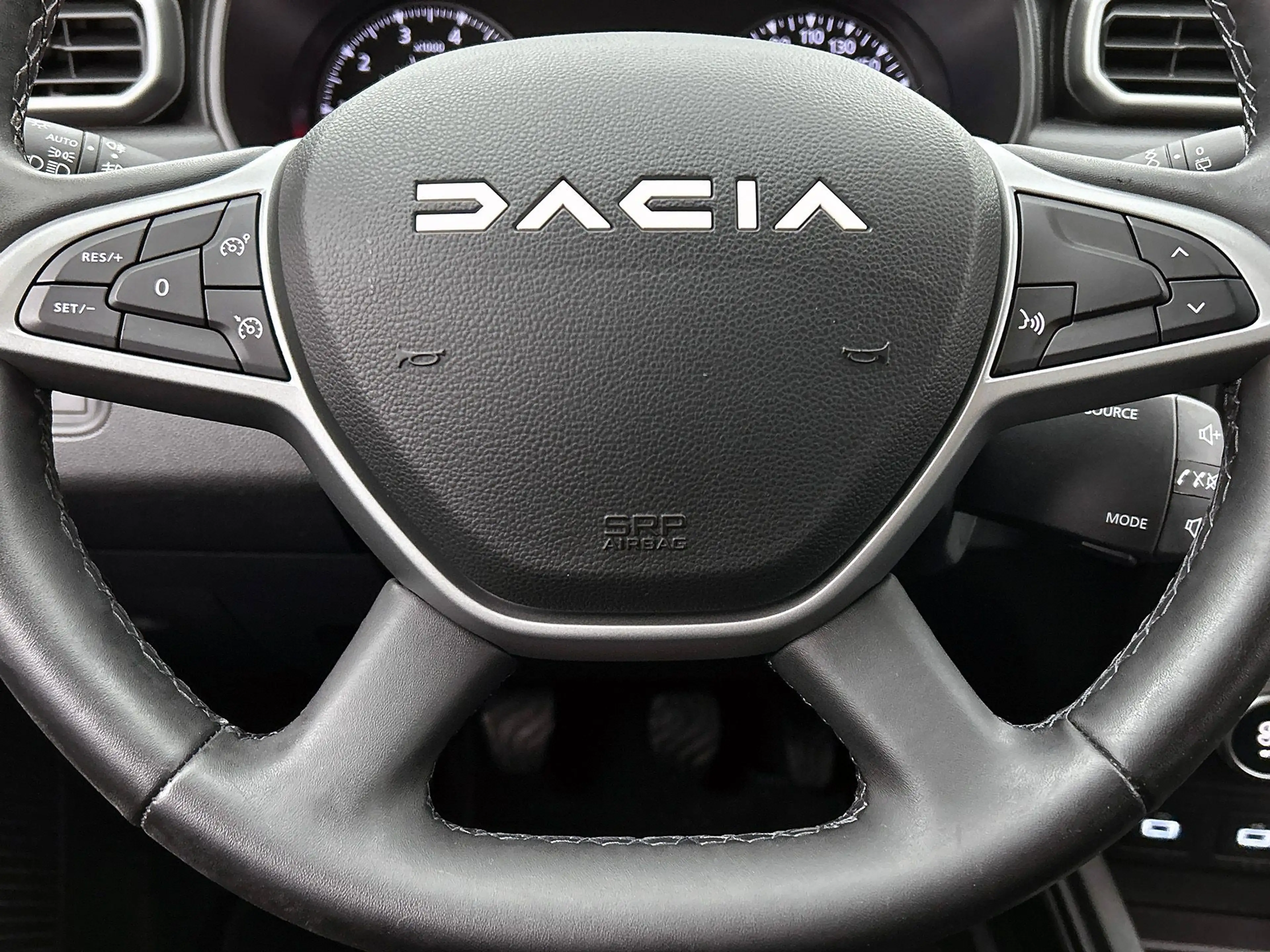 Dacia Duster 1.3 TCe Extreme | Cruise Control | Navigatie | Cam — photo 16