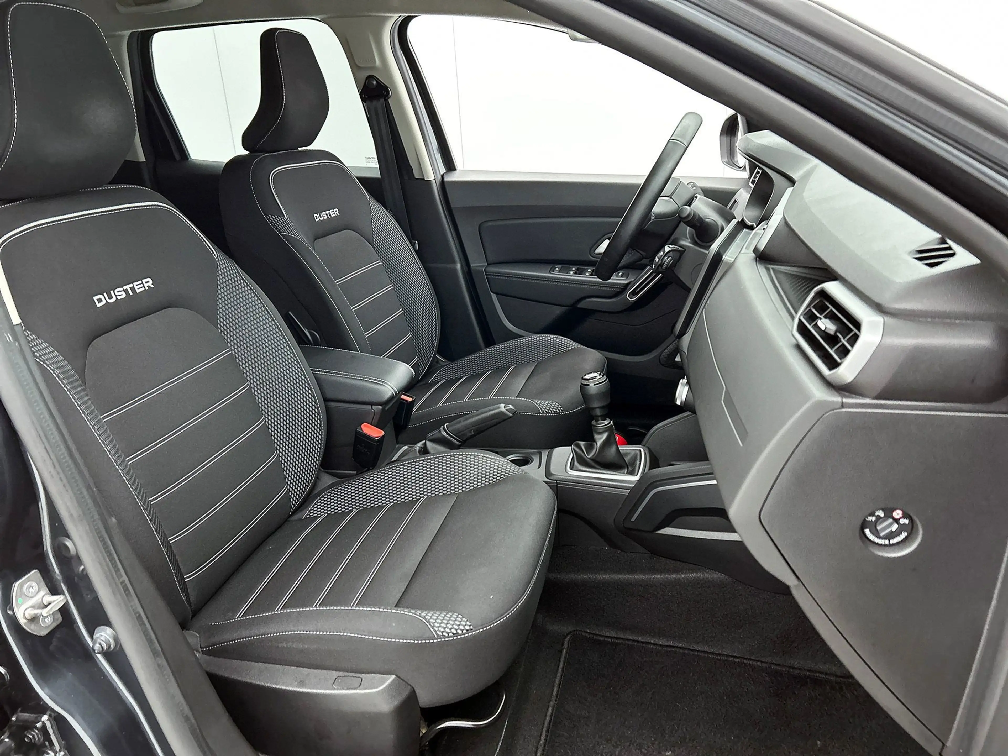 Dacia Duster 1.3 TCe Extreme | Cruise Control | Navigatie | Cam — photo 12
