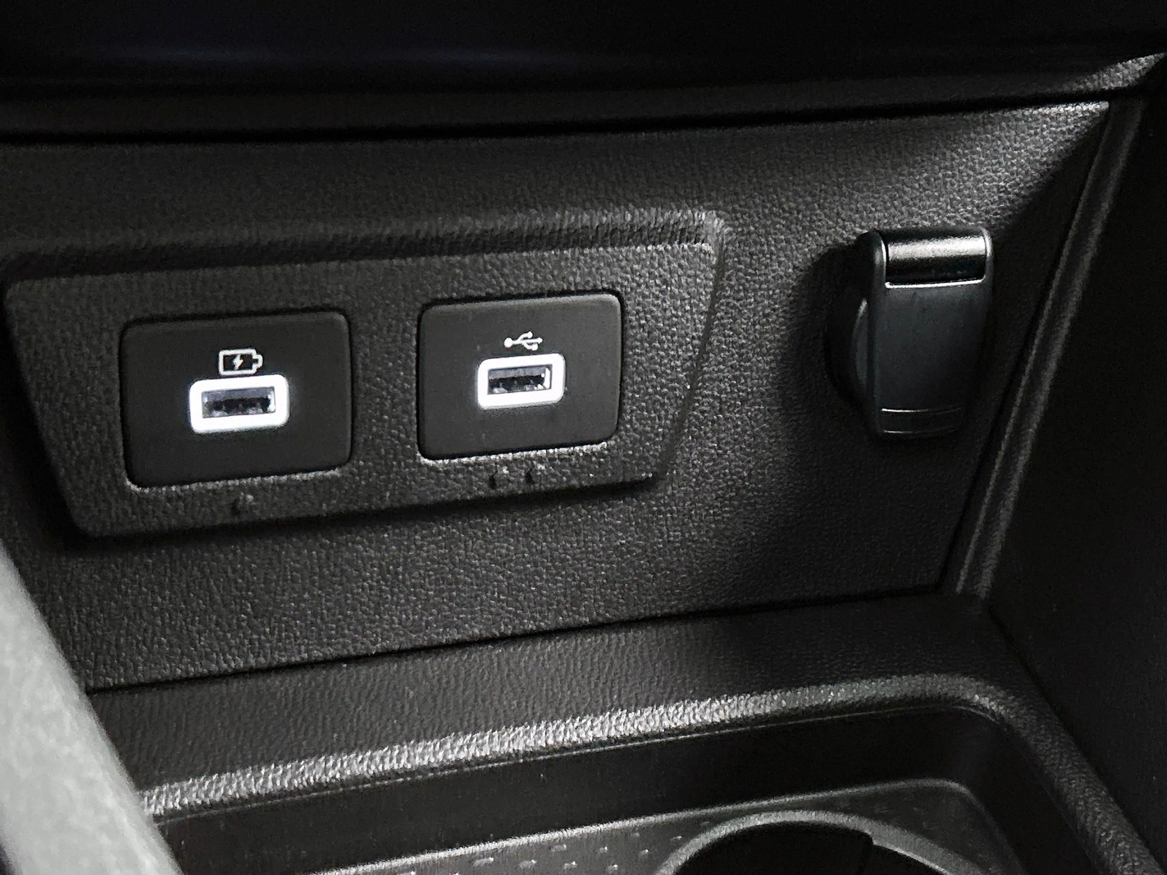 Dacia Duster 1.3 TCe Extreme | Cruise Control | Navigatie | Cam — photo 34