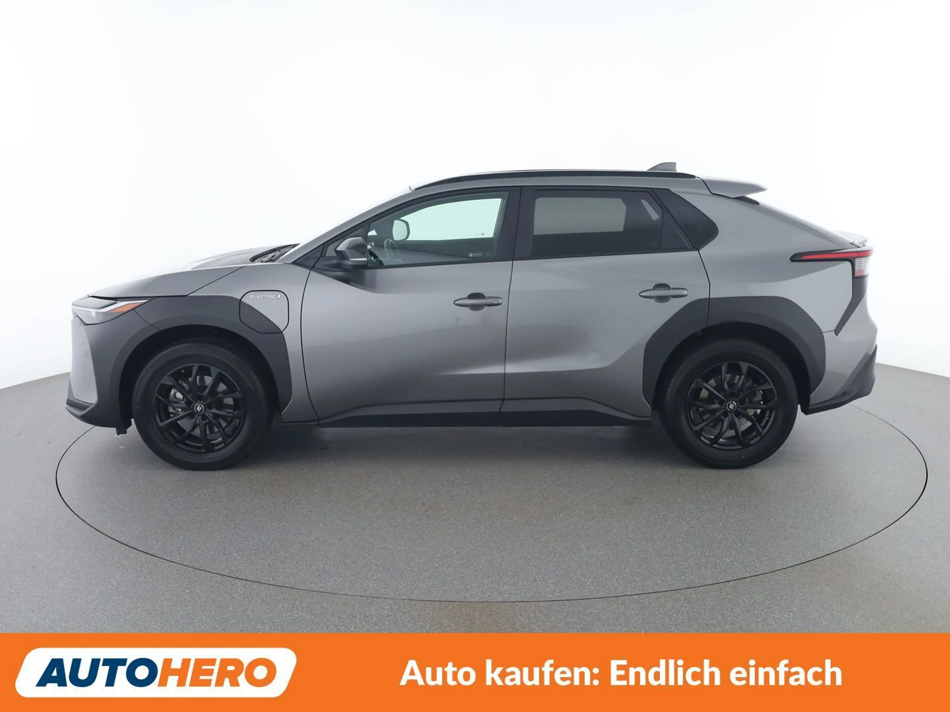 Toyota bZ4X electric drive 150 kW FWD — photo 3