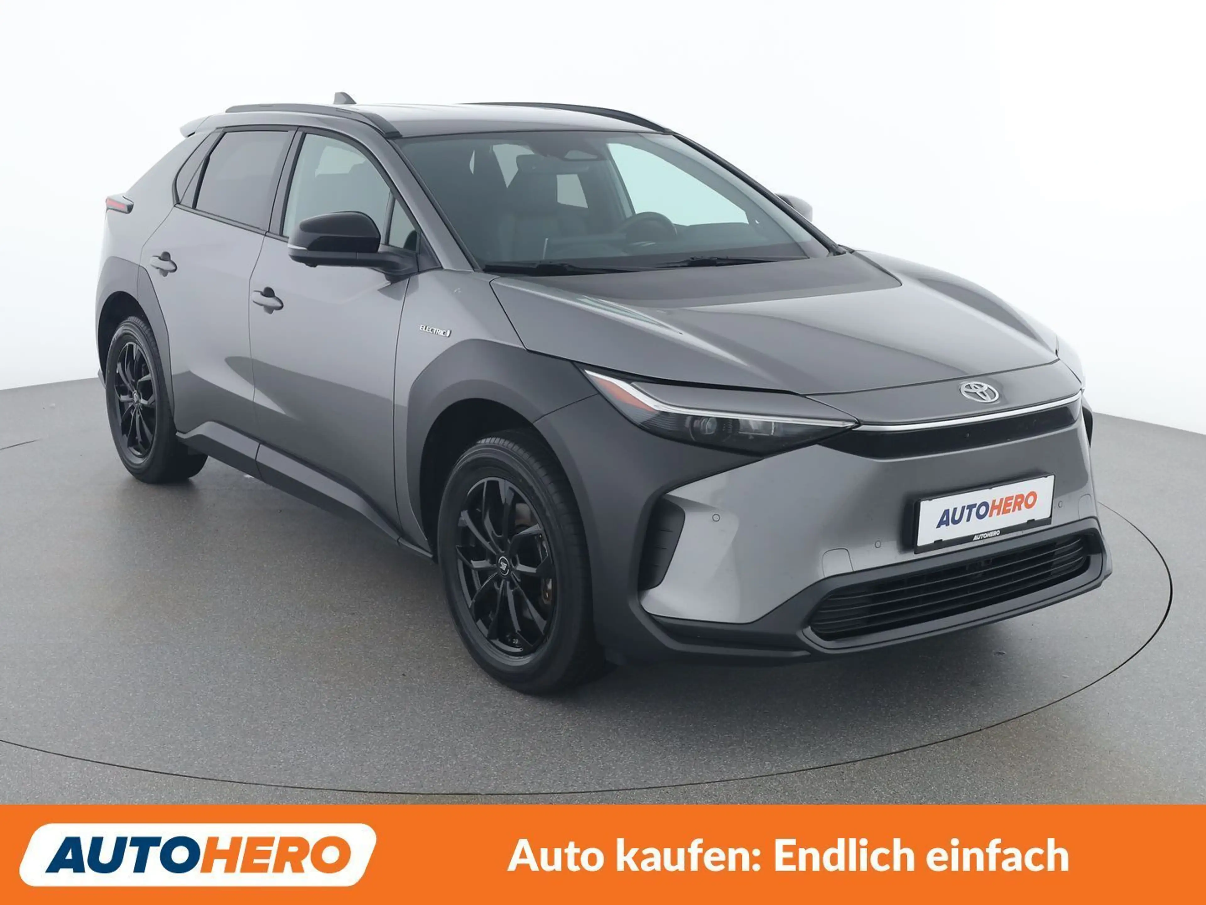 Toyota bZ4X electric drive 150 kW FWD — photo 8