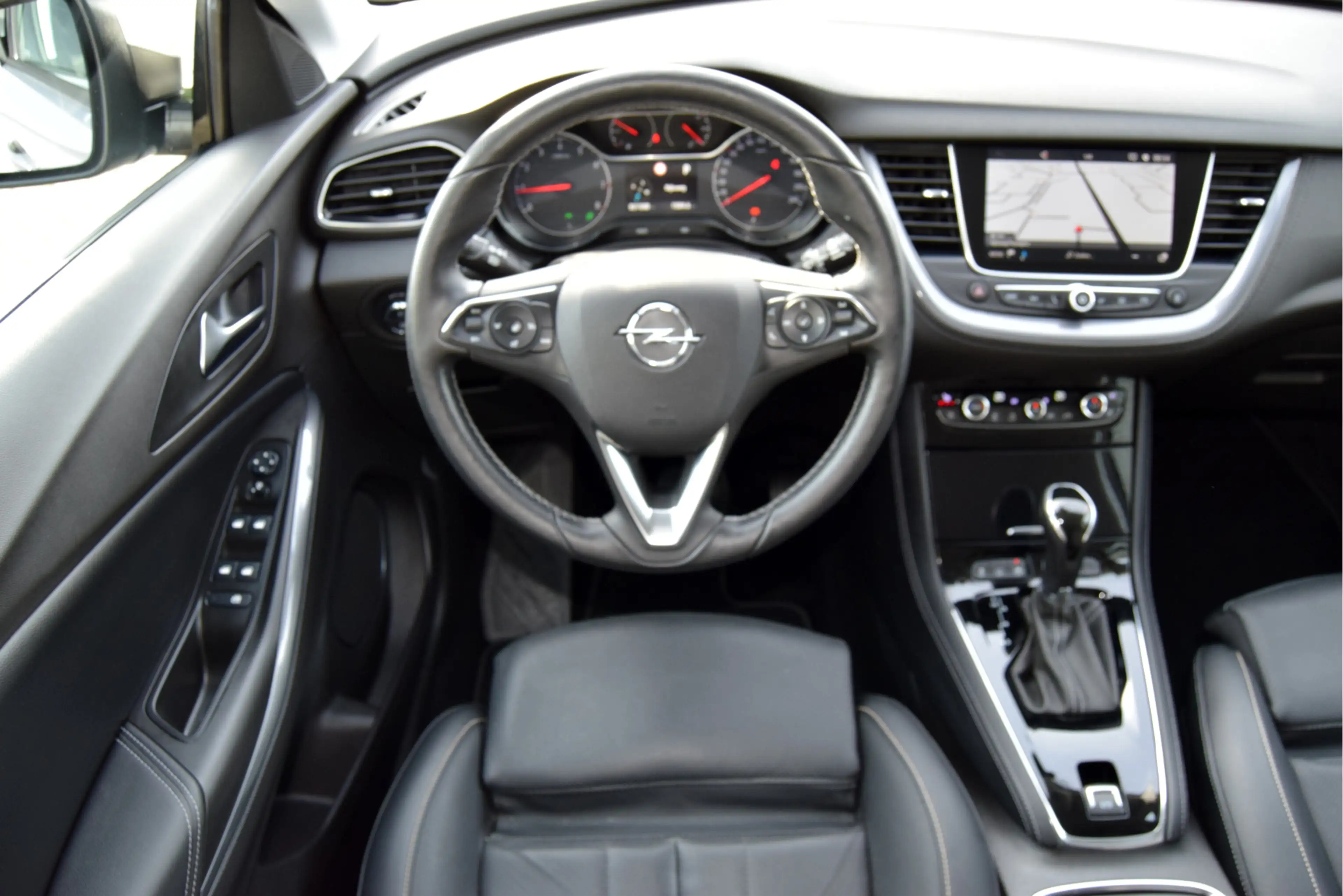 Opel Grandland X 1.2 Turbo Innovation Full-Options Nieuwe distribut — photo 14