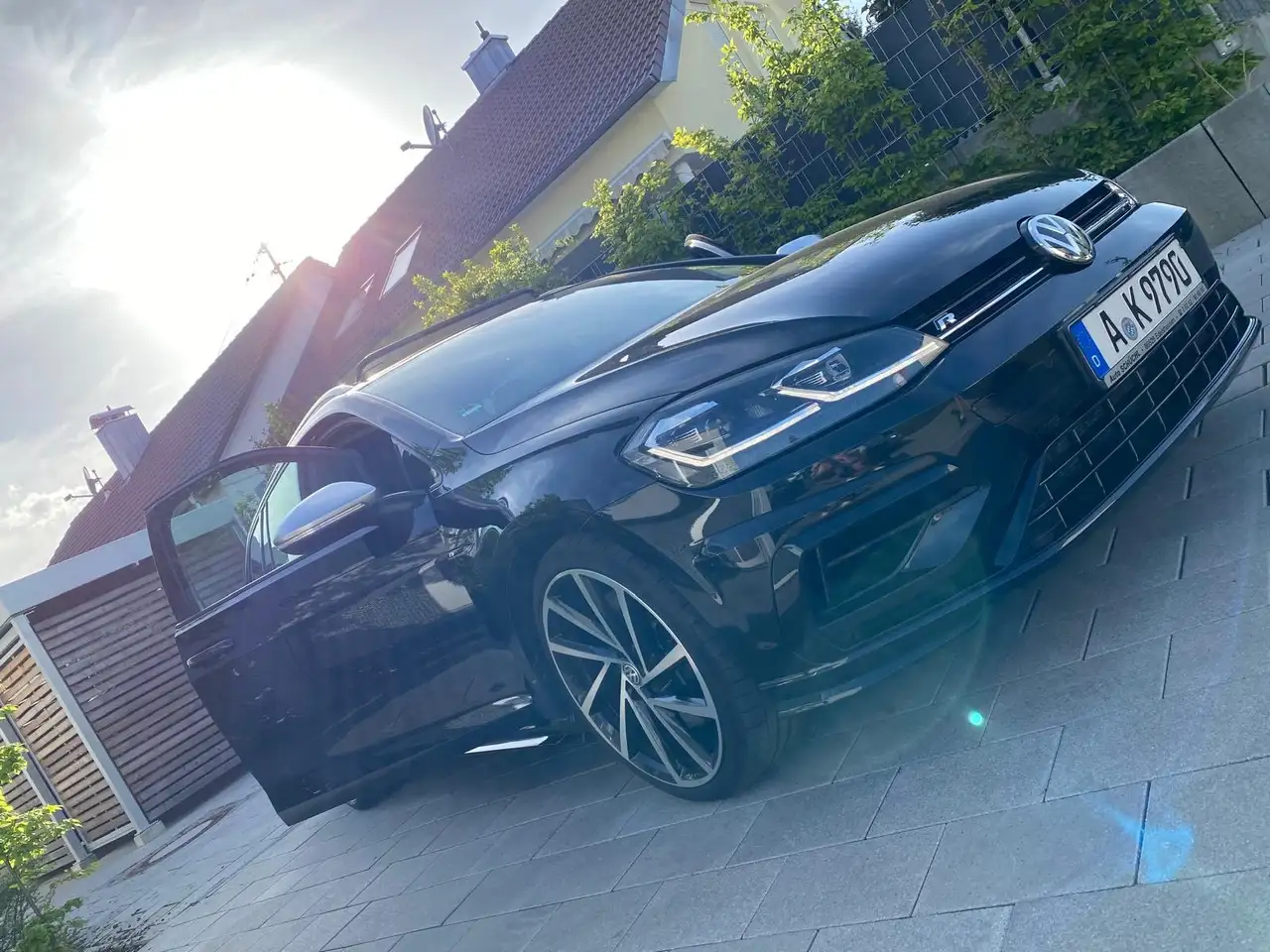 Volkswagen Golf R