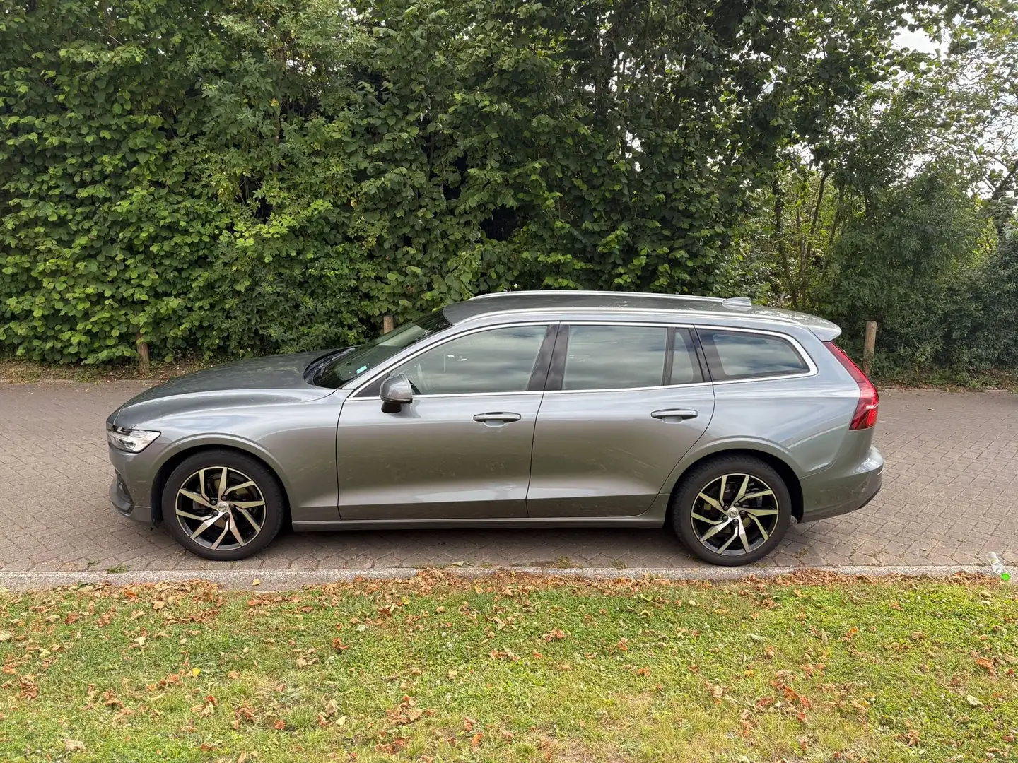 Volvo V60 V60 D3 Momentum Core Argent - 2