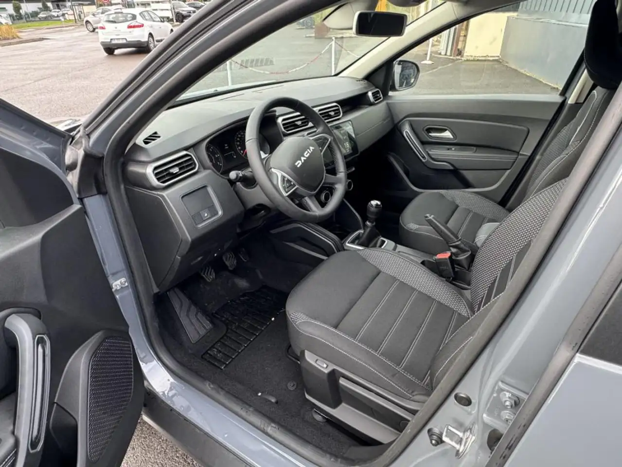 Dacia Duster — photo 10