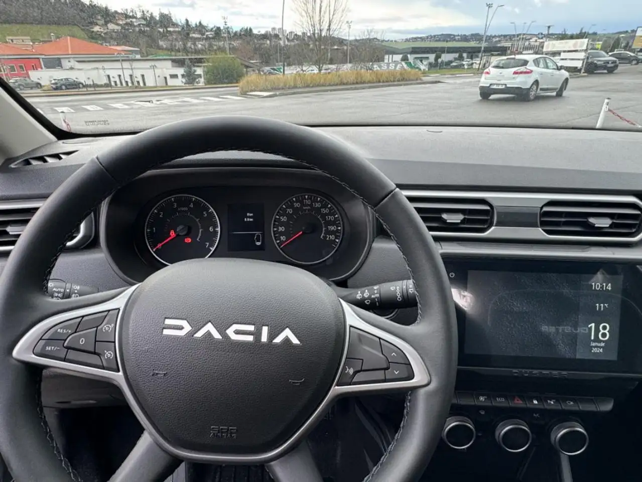Dacia Duster — photo 13