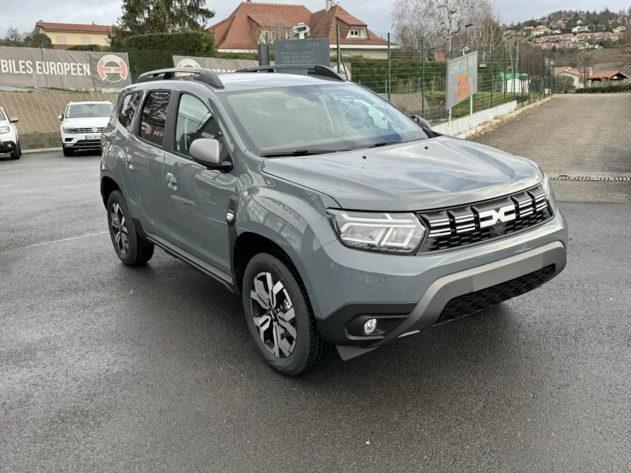 Dacia Duster — photo 3