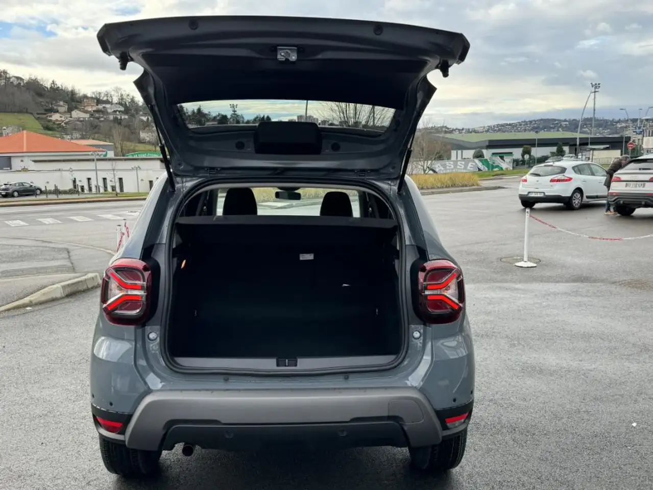 Dacia Duster — photo 9