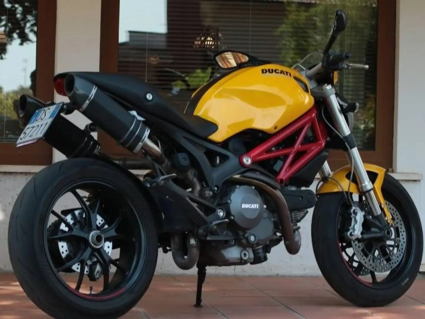 Ducati Monster 796 Żółty - 2