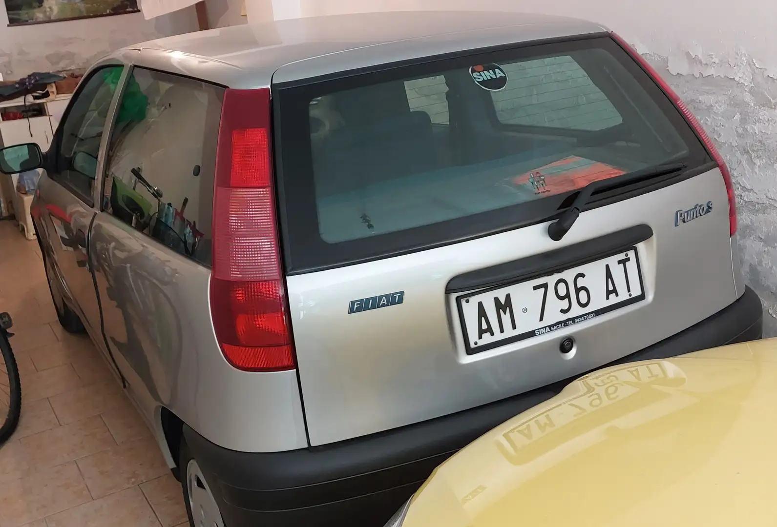 Fiat Punto Punto 3p 1.1 Team 55cv Grigio - 2