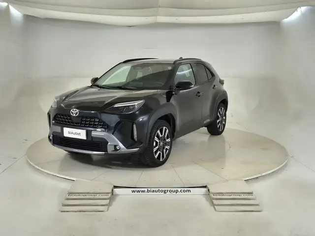 2025 Toyota Yaris Cross in Black for sale